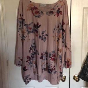 Quarter sleeve blouse
